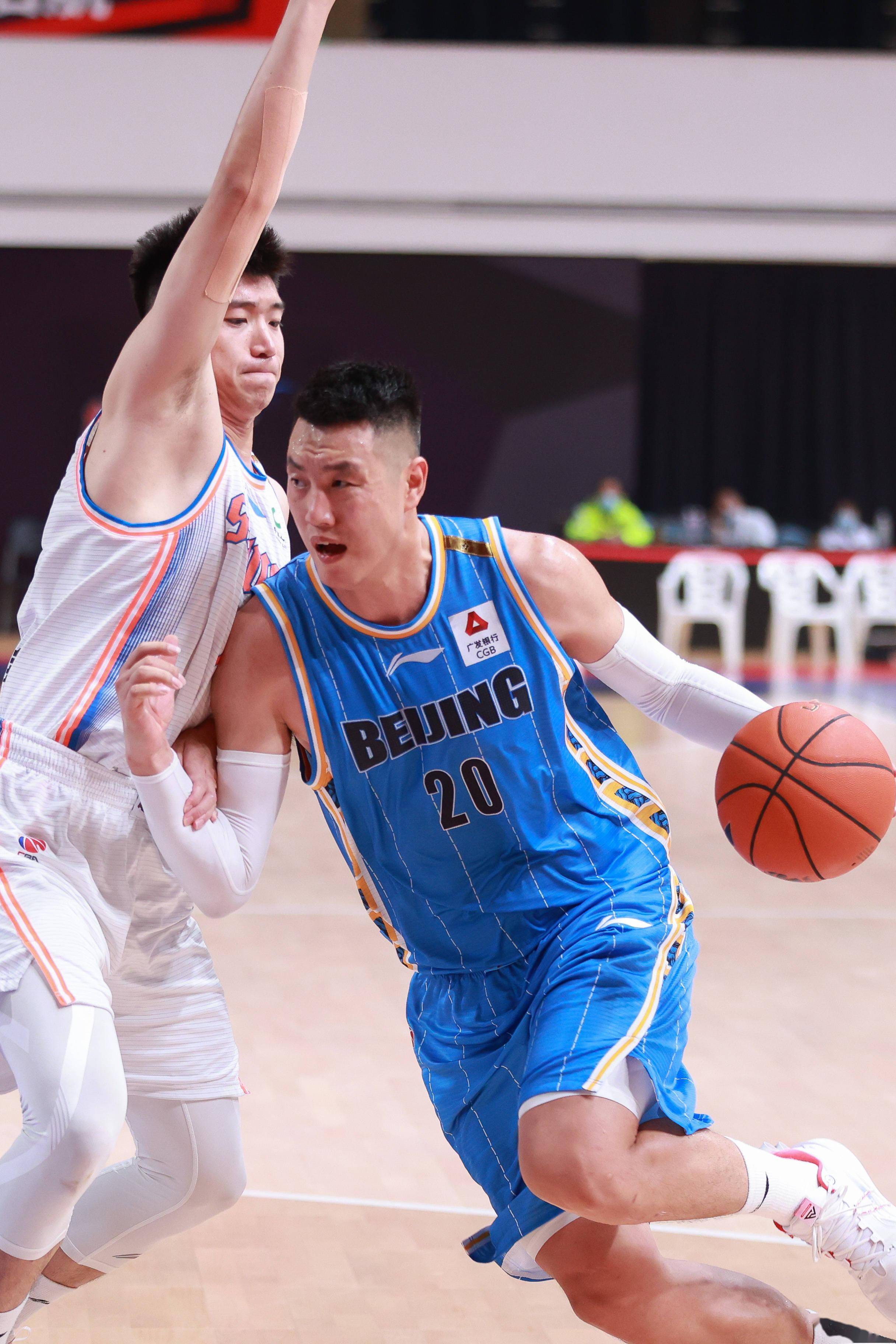 场应变不足 场应变不足